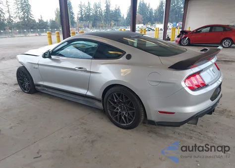 2018 Ford Mustang Ecoboost z USA, uszkodzony, nr VIN 1FA6P8TH9J5105541